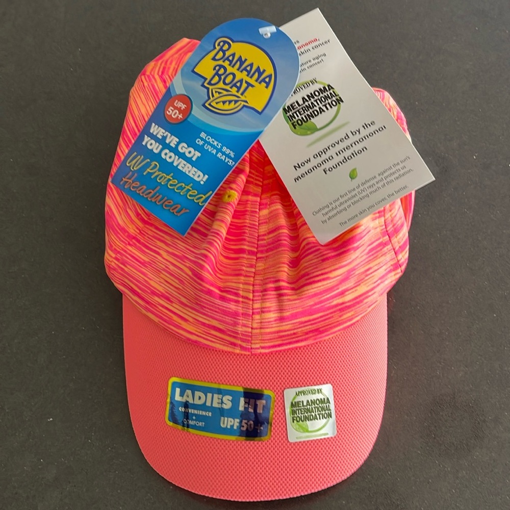 NWT-BANANA BOAT UPF50+ UV PROTECTED HAT. CORAL & PINK. Hook & Loop Close.